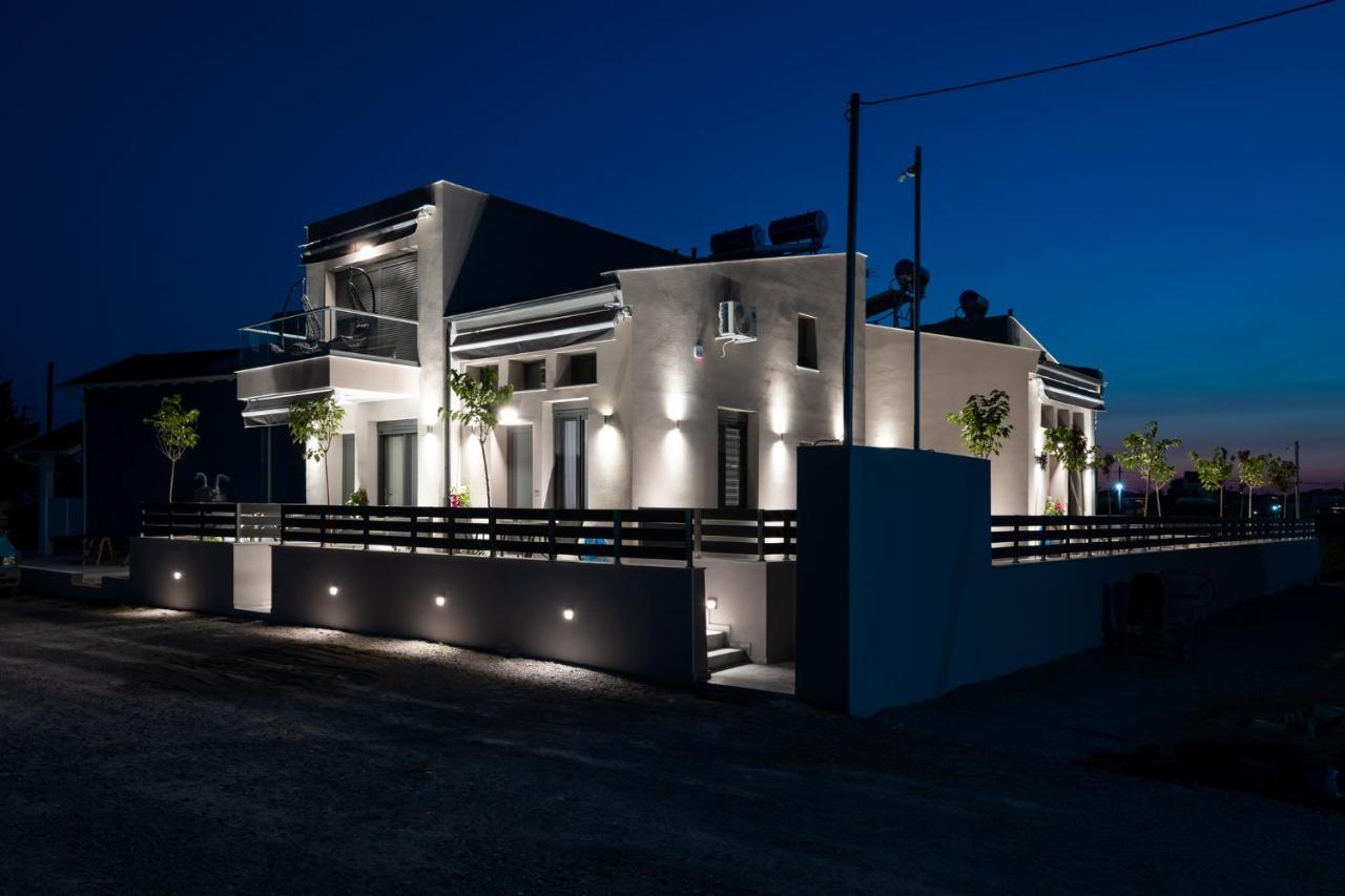 Karras' Residence Paralia Dionisiou Exterior foto