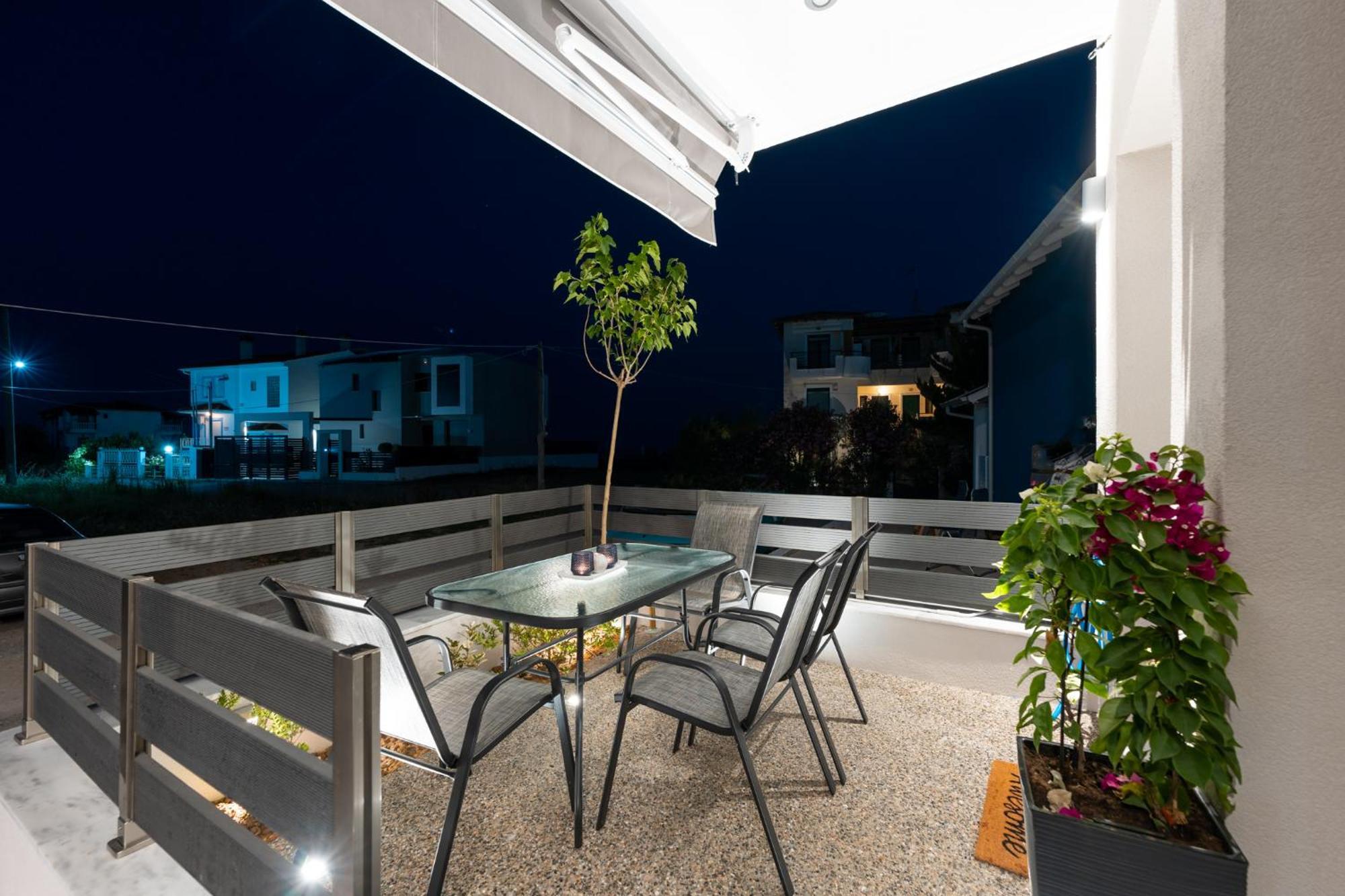 Karras' Residence Paralia Dionisiou Exterior foto
